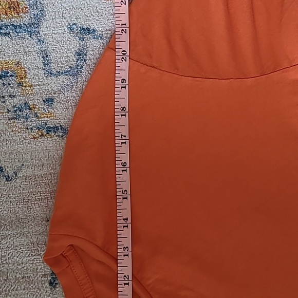 Reformation Crop T-Shirt - Picture 6 of 8